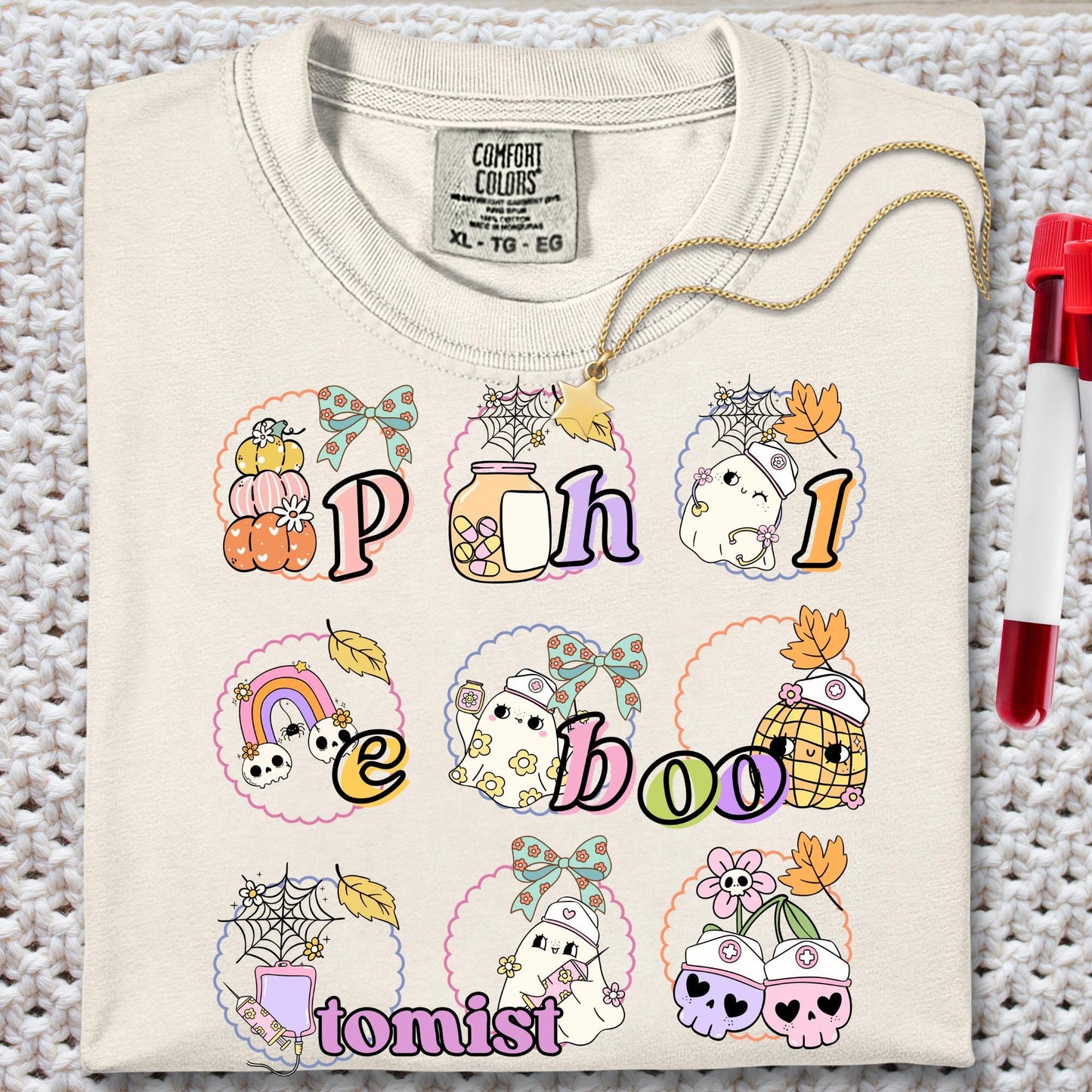 Retro Ghost Phlebotomist T-Shirt: Spooky Fall Lab Tech Tee