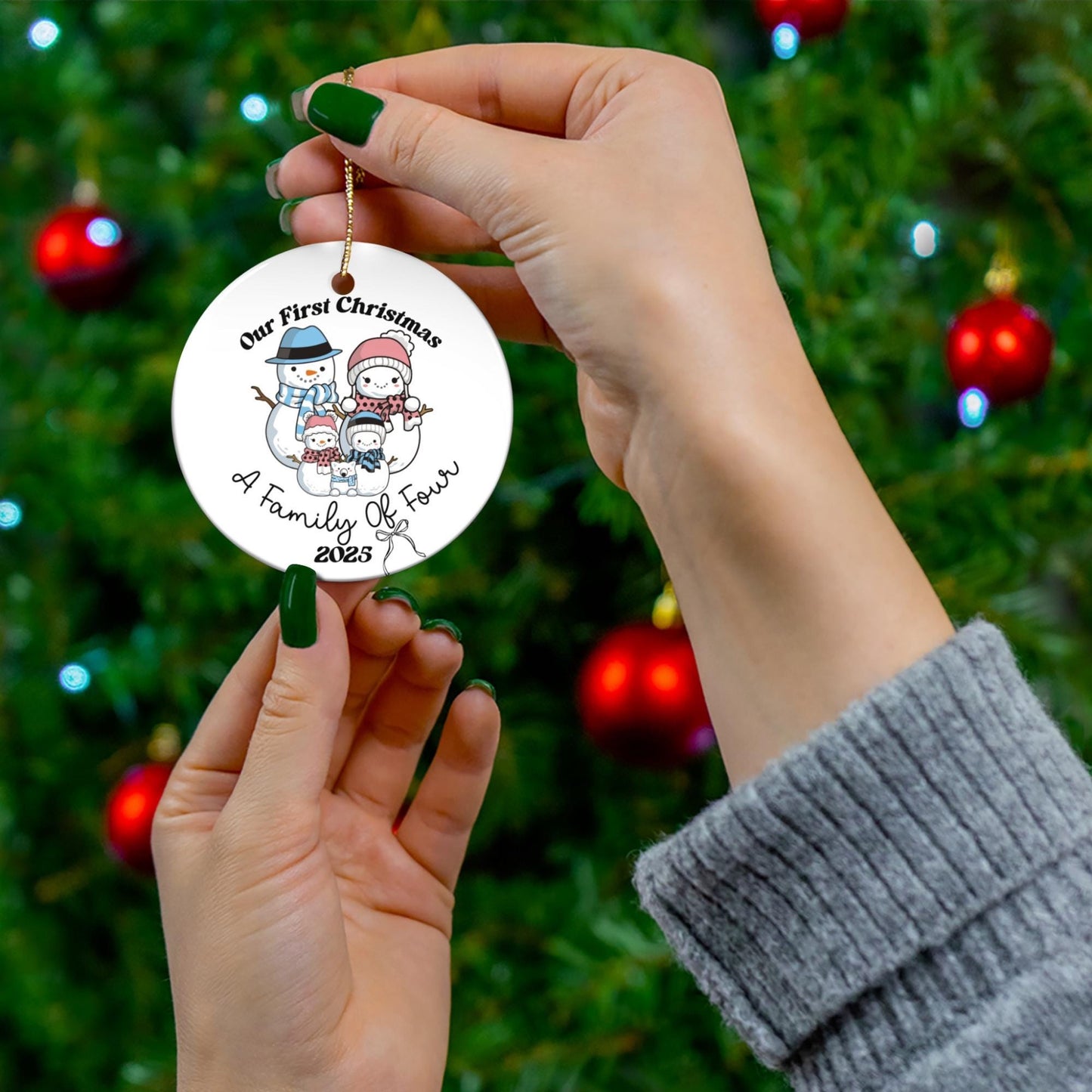 Personalized Family of Four Christmas Ornament 2025: Unique Snowman Keepsake